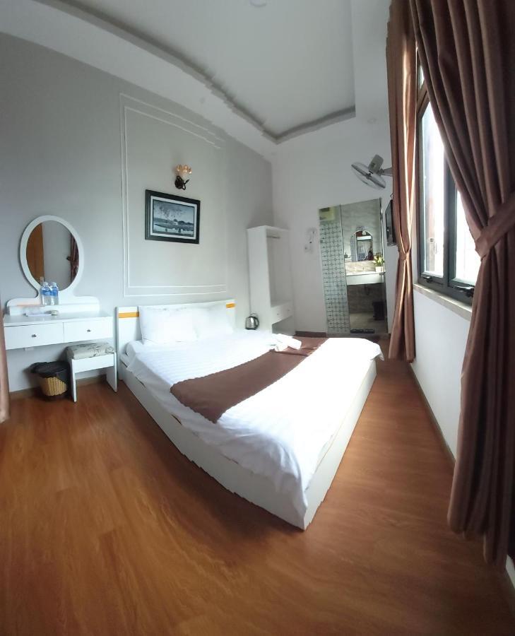 Minh Quan Hotel Da Lat Exterior photo